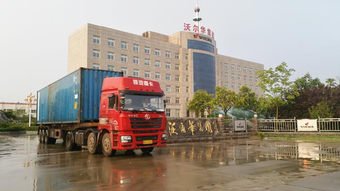 沃爾華集團(tuán)挖掘機(jī)、起重機(jī)出口哥斯達(dá)黎加